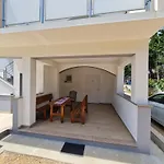 Smiljanic Starigrad-Paklenica