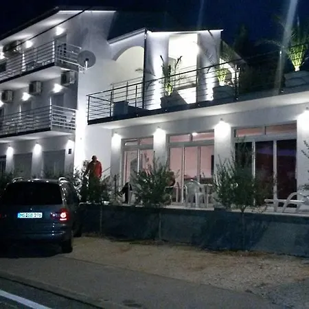 Smiljanic Starigrad Paklenica